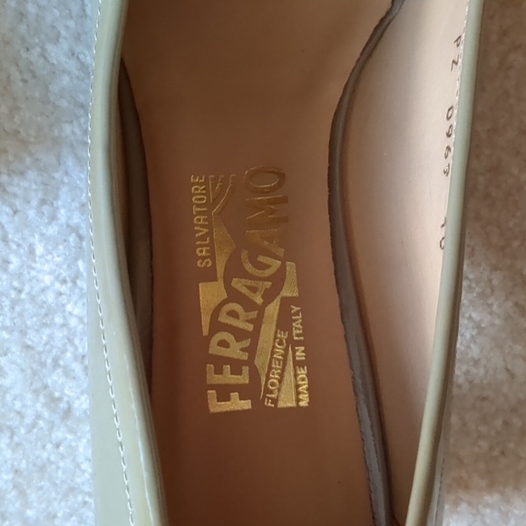 Ferragamo Block Heel Loafer Sz. 10 - Picture 3 of 7